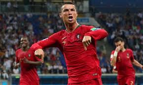 以一当百！一位马刺球迷对抗数百名尼克斯球迷 不落下风